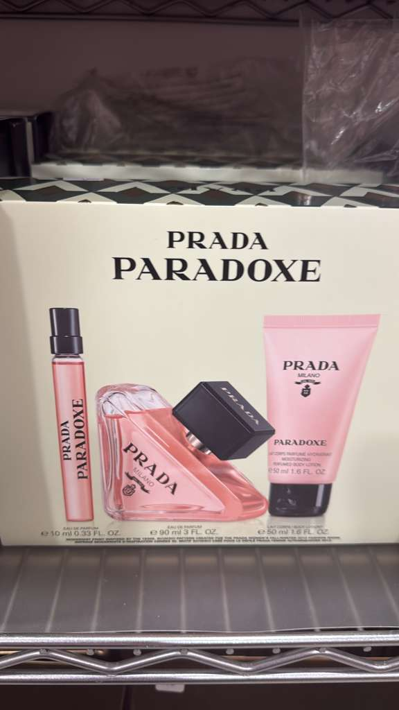 Prada Paradoxe
